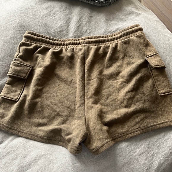 Ardene green cargo shorts - Picture 5 of 5